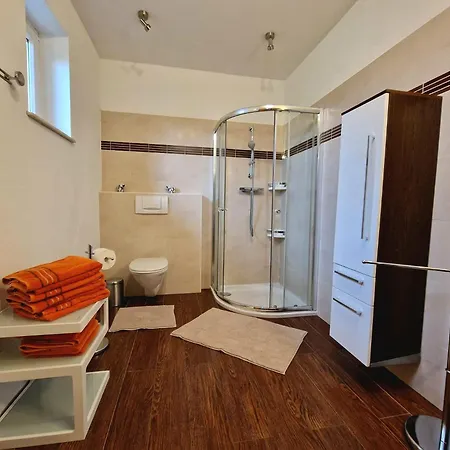 Apartment Ferienwohnung Erdgeschoss *