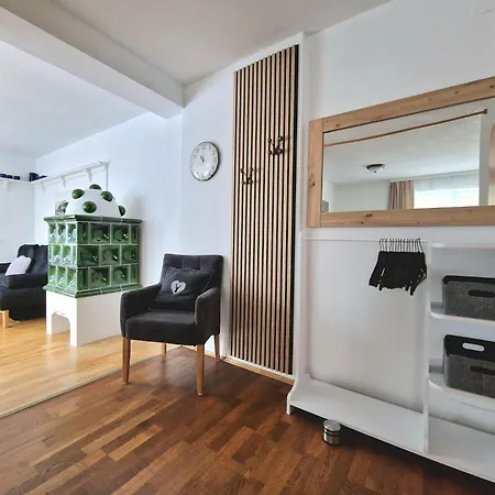 Ferienwohnung Erdgeschoss * Gschwendt